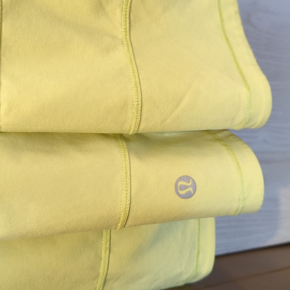 ❣️👗❣️Lululemon Pace Rival Mid-Rise Highlight Yellow ❣️👗❣️ - Picture 4 of 15